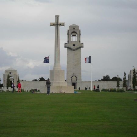 Appartamento Le Gite De Beatrice Et Laurent Villers-Bretonneux Esterno foto